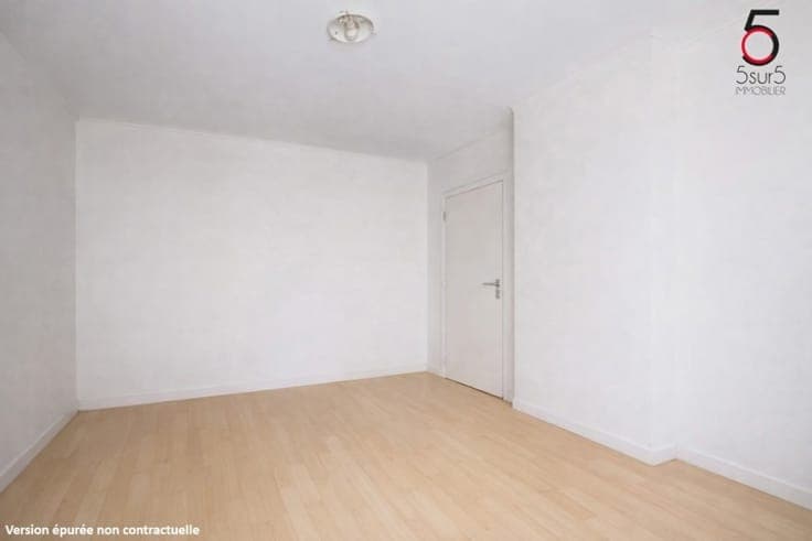 House 1 BR. to refresh with mezzanine and terrace of 15 m²