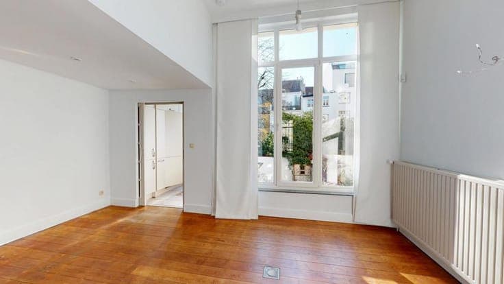 MARIE-JOSE - 4/5 bedroom house +/- 295m2 + Garden