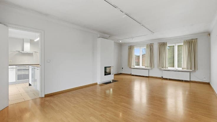 Villa van 262m² op 12 are met uitzicht over vallei 'Schoo...