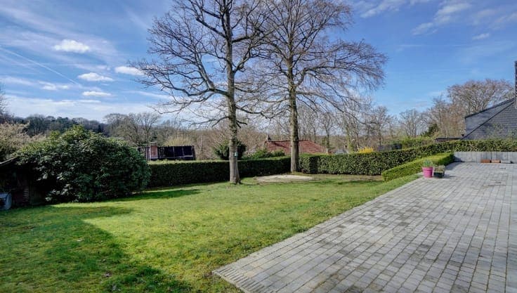 Villa van 262m² op 12 are met uitzicht over vallei 'Schoo...