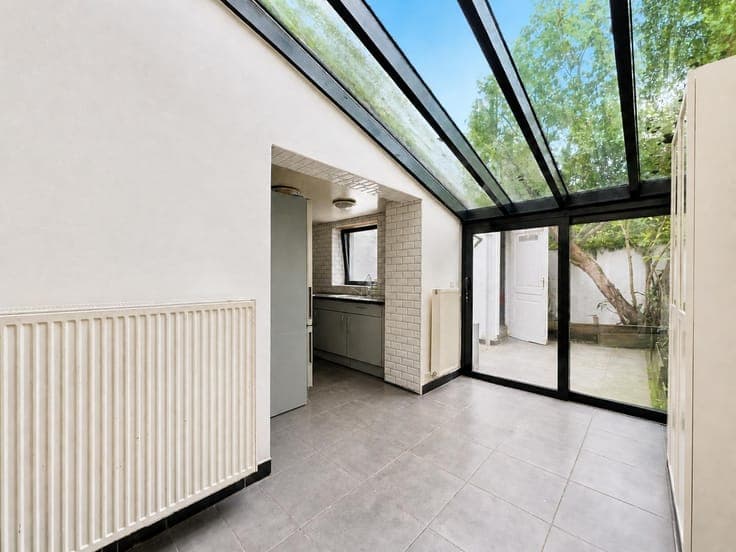 HUART HAMOIR – Investment property ±220 sqm – €2,985/month