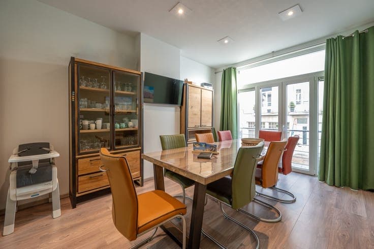 Spacious furnished home (investment property)
