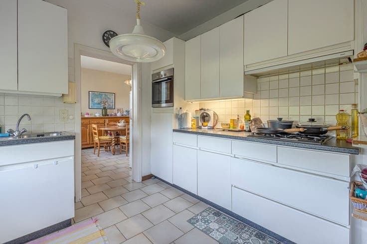 Spacious 3-bedroom villa with beautiful views in Dilbeek
