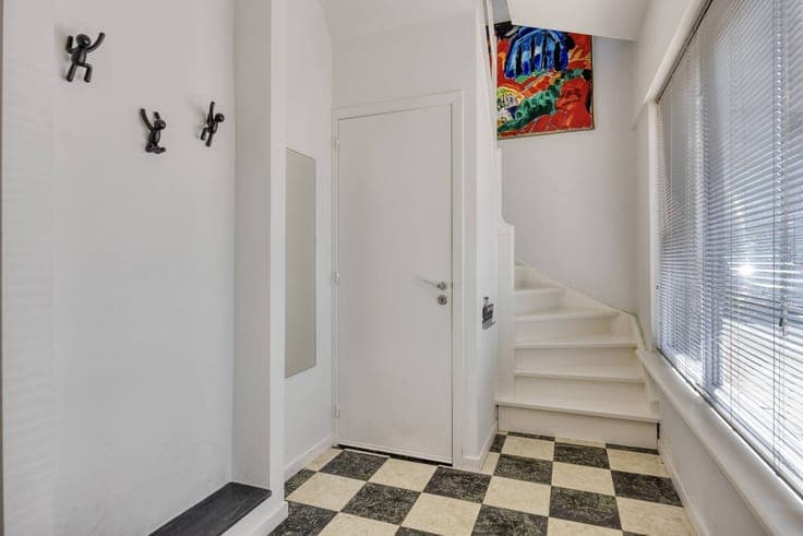 4 bedroom house with garage for sale in Stabroek