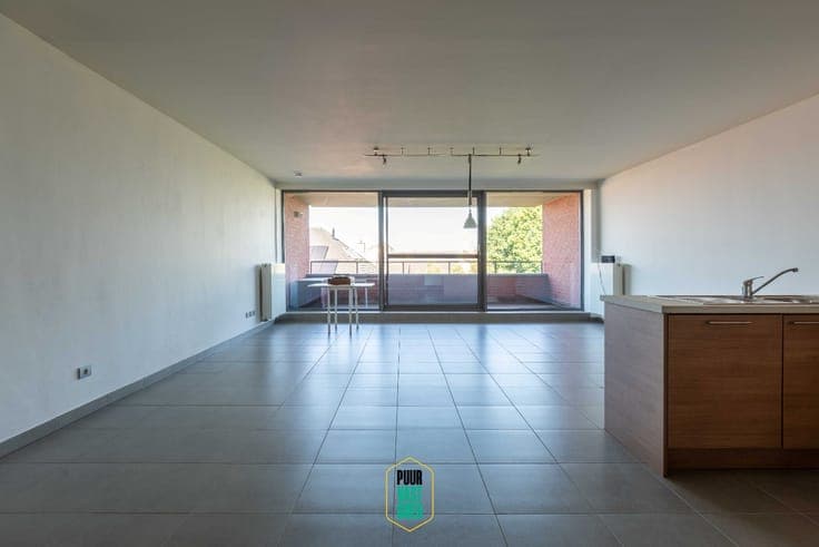 Recent, ready-to-move-in, 2 bedroom apartment in sought-aft