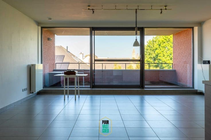 Recent, ready-to-move-in, 2 bedroom apartment in sought-aft