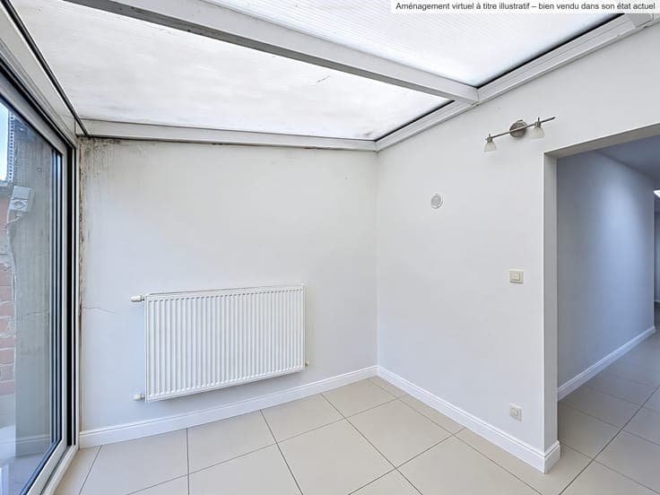 Renovated 2-bedroom house with veranda and large garden