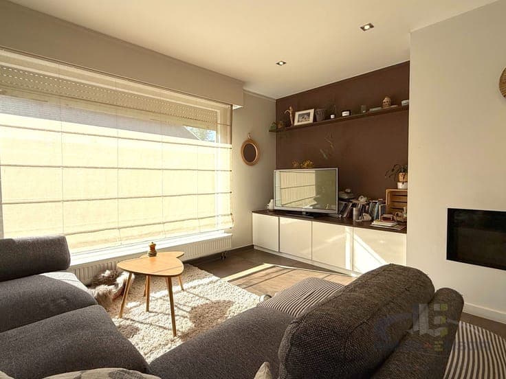 Instapklare vrijstaande woning met zuidgerichte tuin in B...