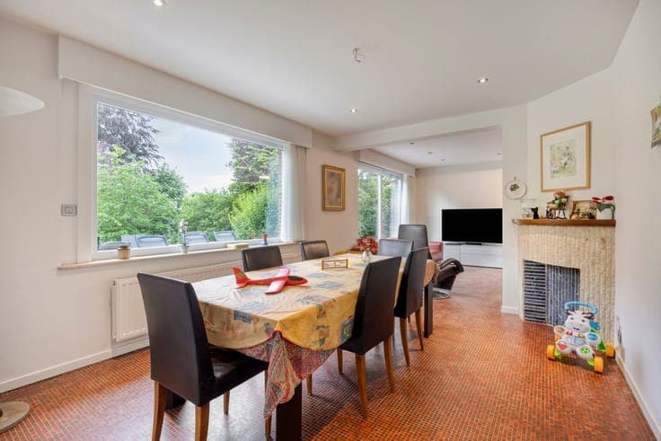Villa met 4 slaapkamers en unieke tuin