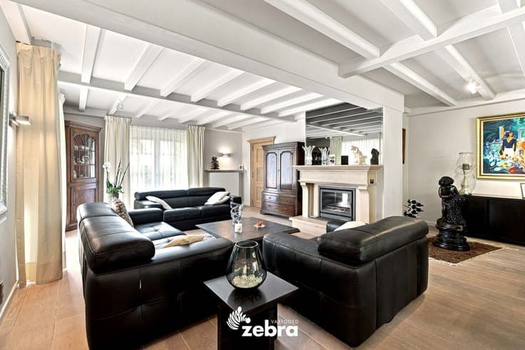 Exclusieve villa op een perceel van bijna 3.000 m² in Meu...