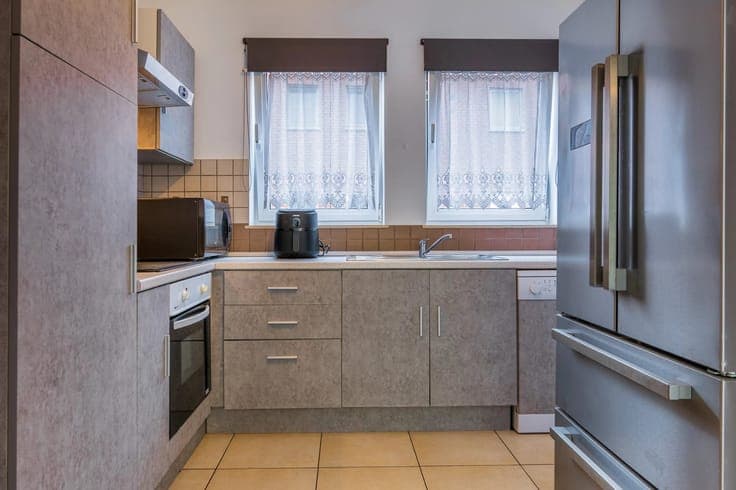 Sale - House Mons - 330,000 €