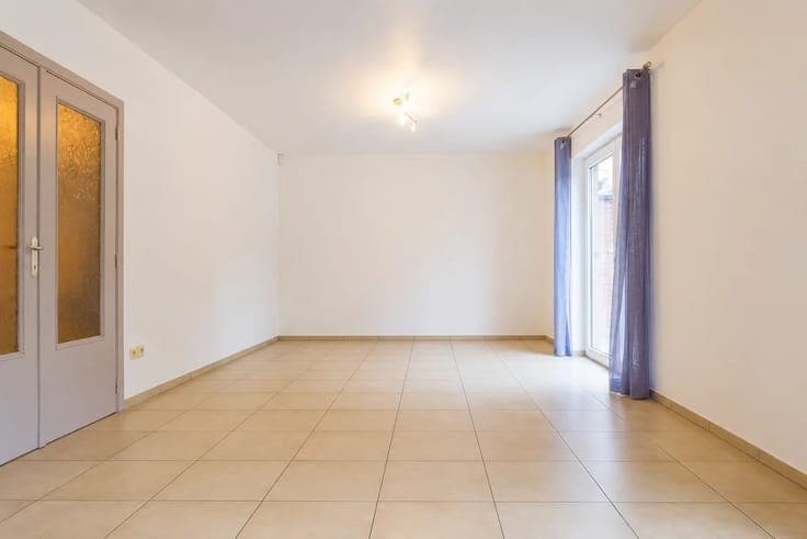 Sale - House Mons - 330,000 €