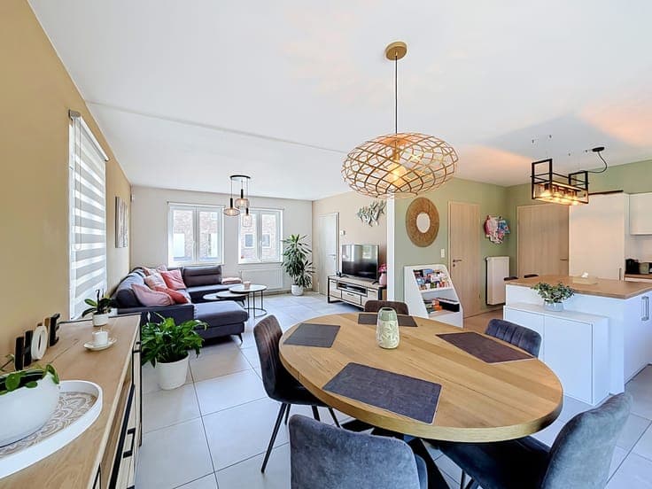 Modern Home in Hargimont