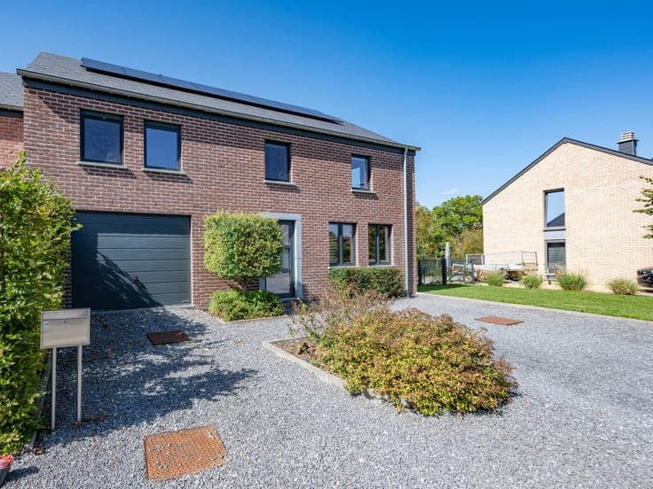 Modern Home in Hargimont