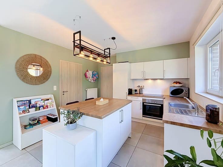 Modern Home in Hargimont