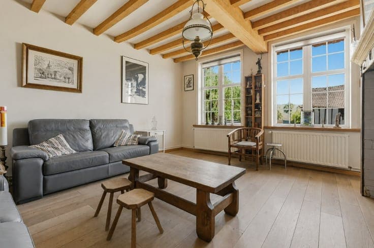 For sale: characterful detached home in Poperinge