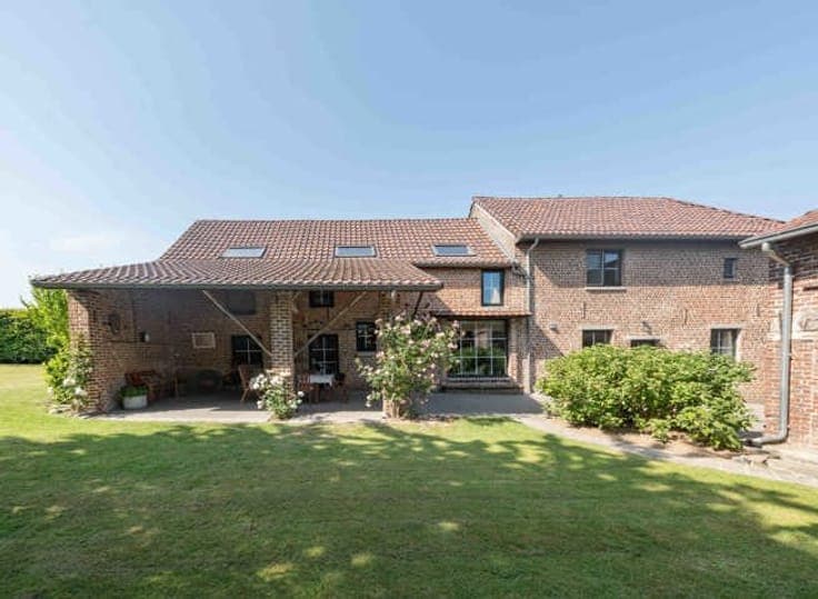 Charming farmhouse with barn and outbuildings