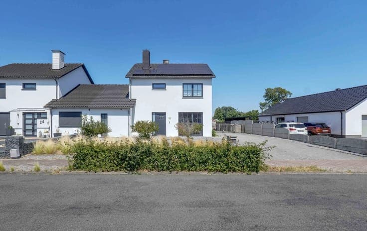 Sale - House Houthalen - 379,000 €