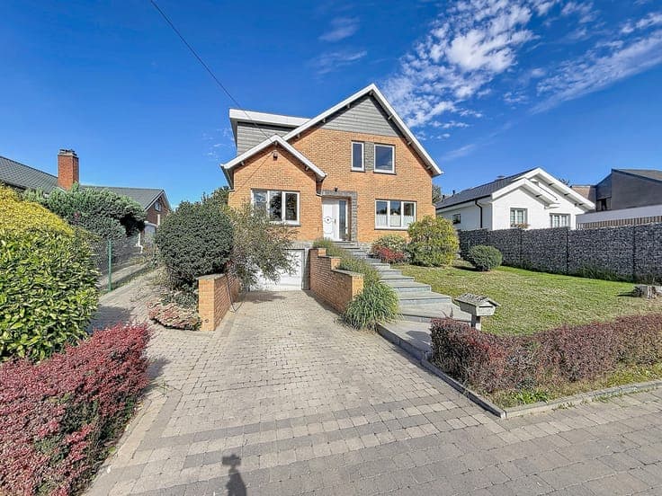 House in Pont-À-Celles