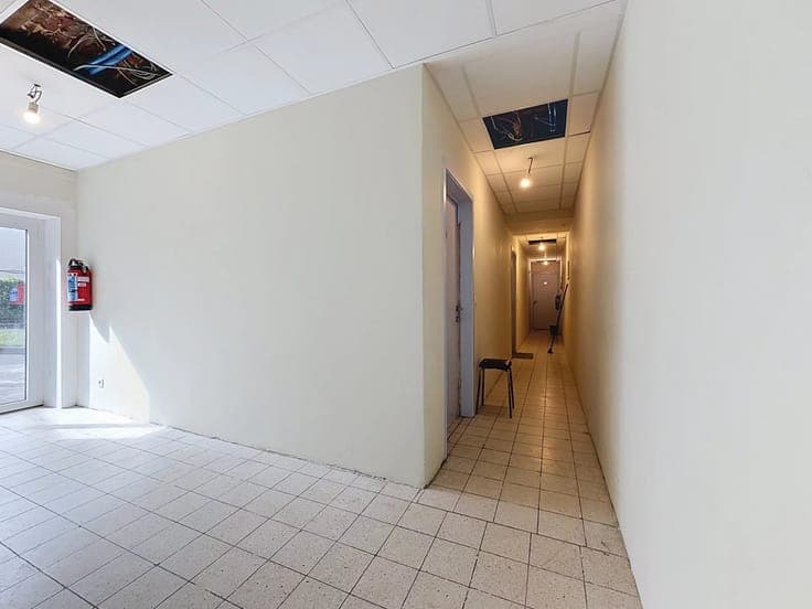Sale - Building Courcelles - 749,000 €