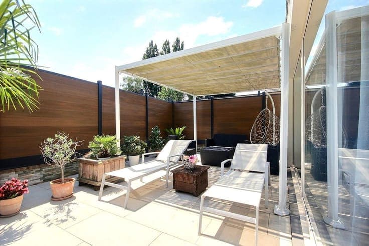 Superbe maison 3 façades avec piscine, garage 2 voitures!
