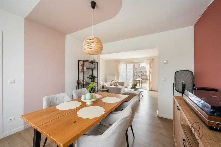 Ready-to-move-in 3-bedroom family home in a quiet location