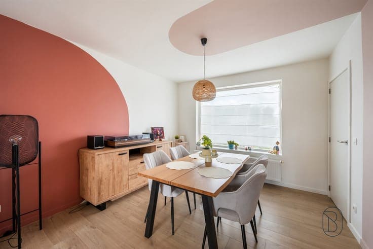 Ready-to-move-in 3-bedroom family home in a quiet location