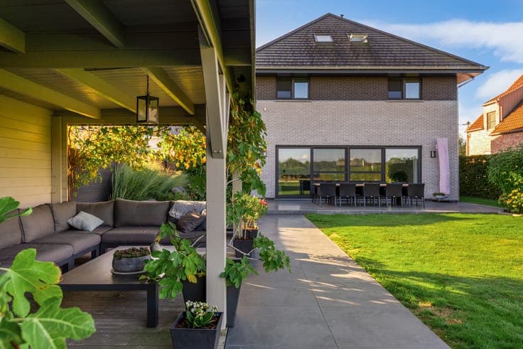 Spacious, recently built and energy-efficient family home with 4 bedrooms for sale in Ninove