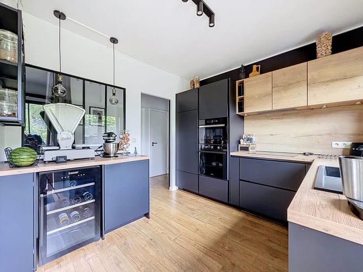 MAISON 2 CHAMBRES A VENDRE A FERRIERES