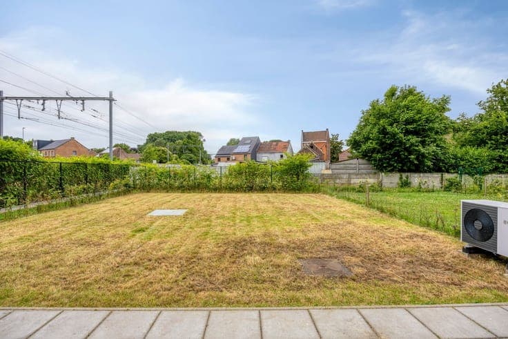 Newly built house (E23) with 3 bedrooms in Kumtich.