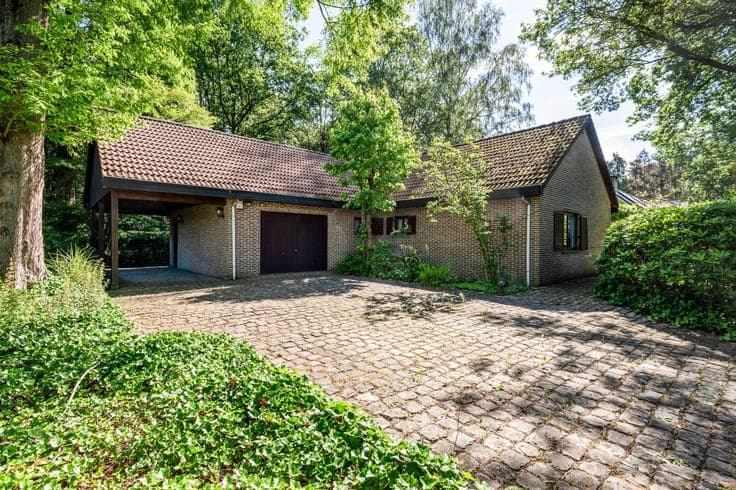 House in Brecht