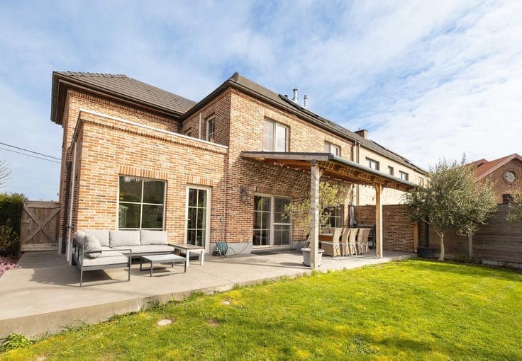 Exceptional 6-Bed house with EPC A in Schepdaal