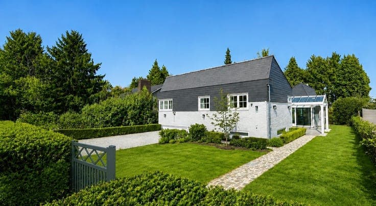 WONDERFUL RENOVATED VILLA READY TO MOVE IN