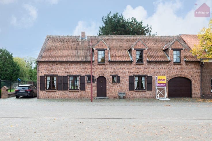 Ruime gezinswoning met 6 slaapkamers op een uitzonderlijk...