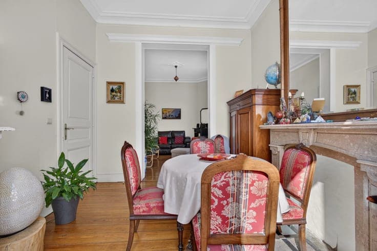 Charming Townhouse with Garden and Carport in Cointe