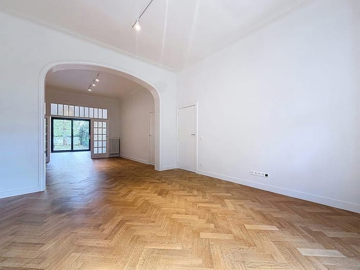 Uccle - Single-family home in need of renovation