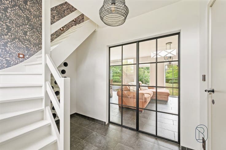 Stylish parsonage in a quiet location