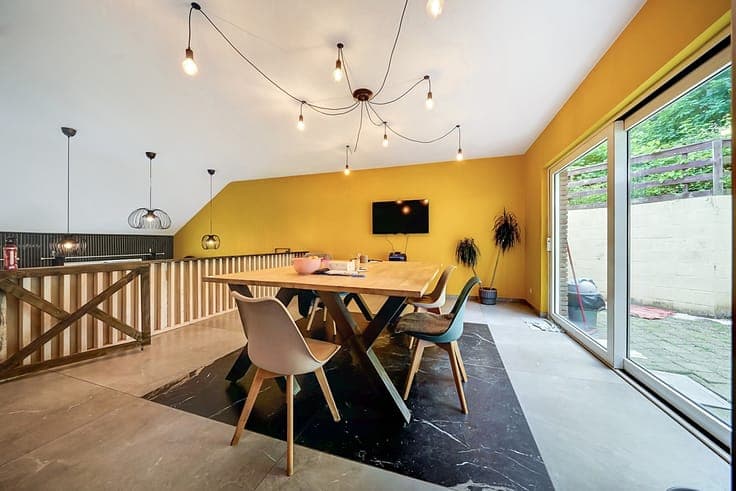 Renovated Bungalow with Warehouse