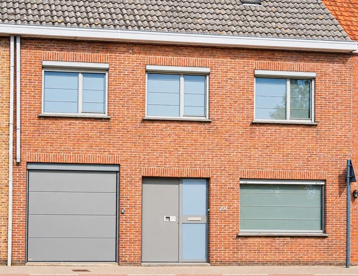 Instapklare gezinswoning op uitstekende locatie met 4 sla...