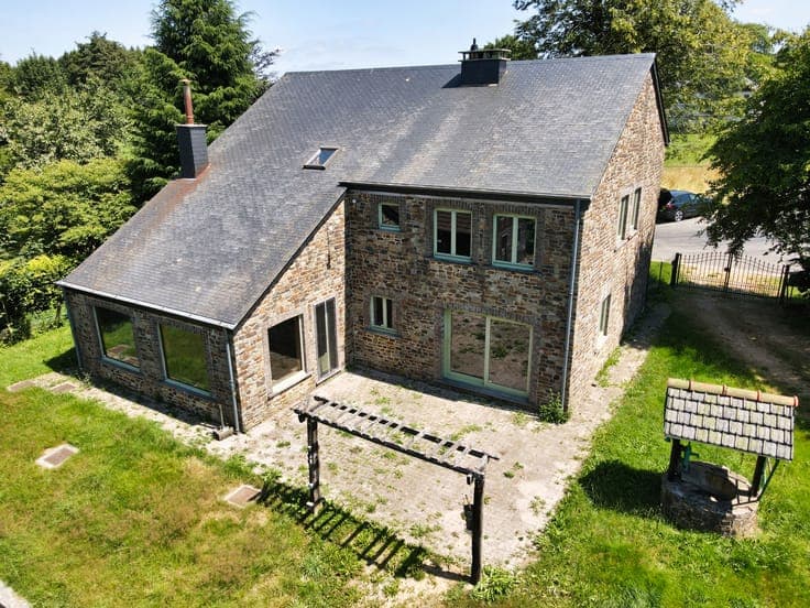 House in Tailles
