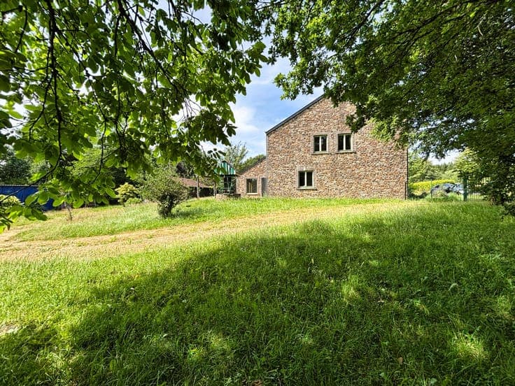 House in Tailles