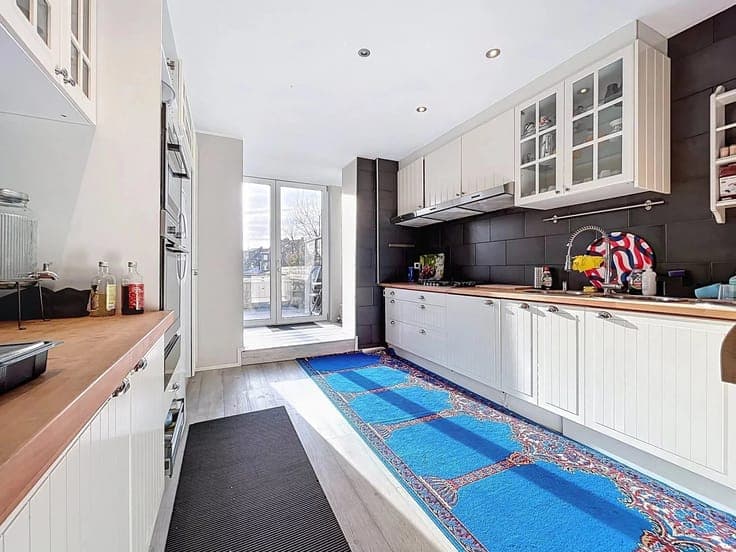 Sale - House Sint-Pieters-Leeuw - 399,000 €