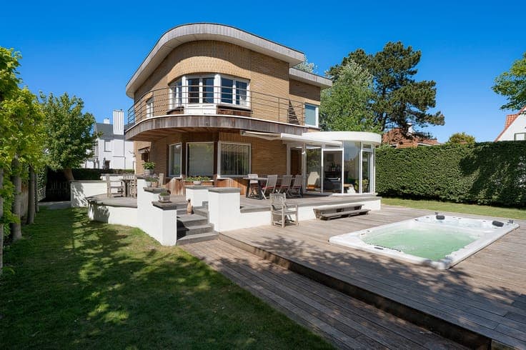 Iconische modernistische villa op 1.079 m², op 200 m van ...