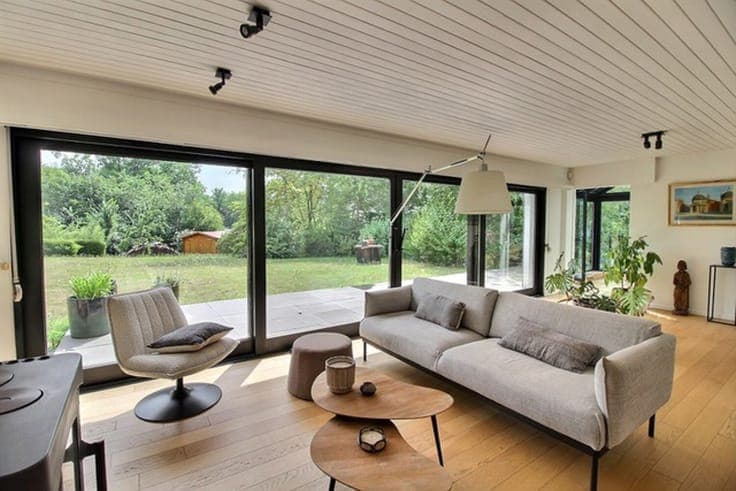 Espinette, beautiful villa on a superb south-facing plot.