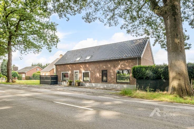 Karaktervolle gerenoveerde landelijke gezinswoning met 5 ...