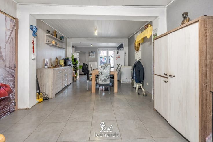 Property to refresh in a prime location in Harelbeke