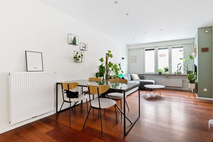 Instapklare gezinswoning met 2-3 slaapkamers, veranda en ...