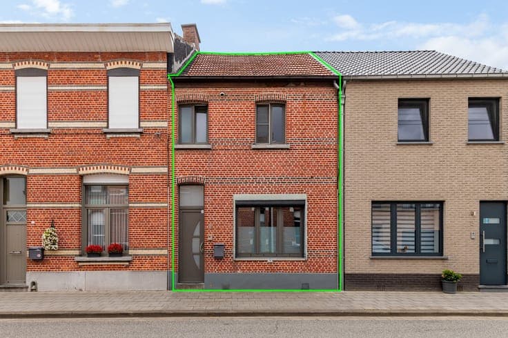 Instapklare gezinswoning met 2-3 slaapkamers, veranda en ...