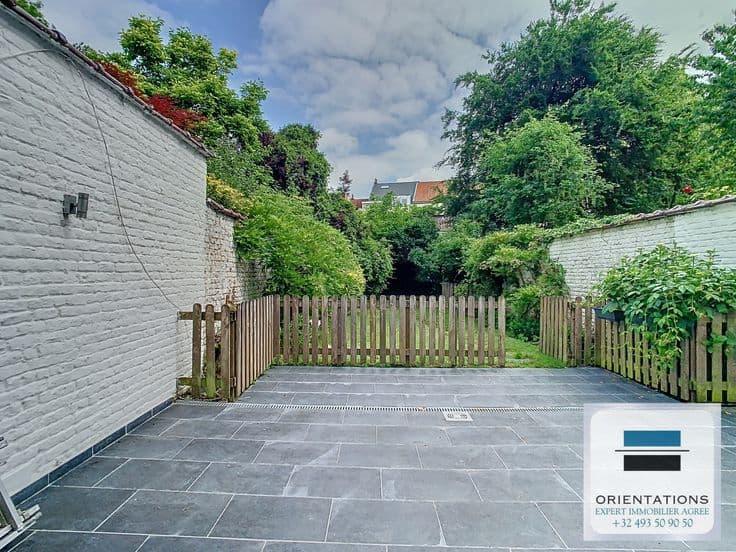 INFO and VISITS 7/7: Splendid house with lift and back house