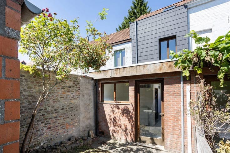 City house with 2 bedrooms near the centre of Ghent